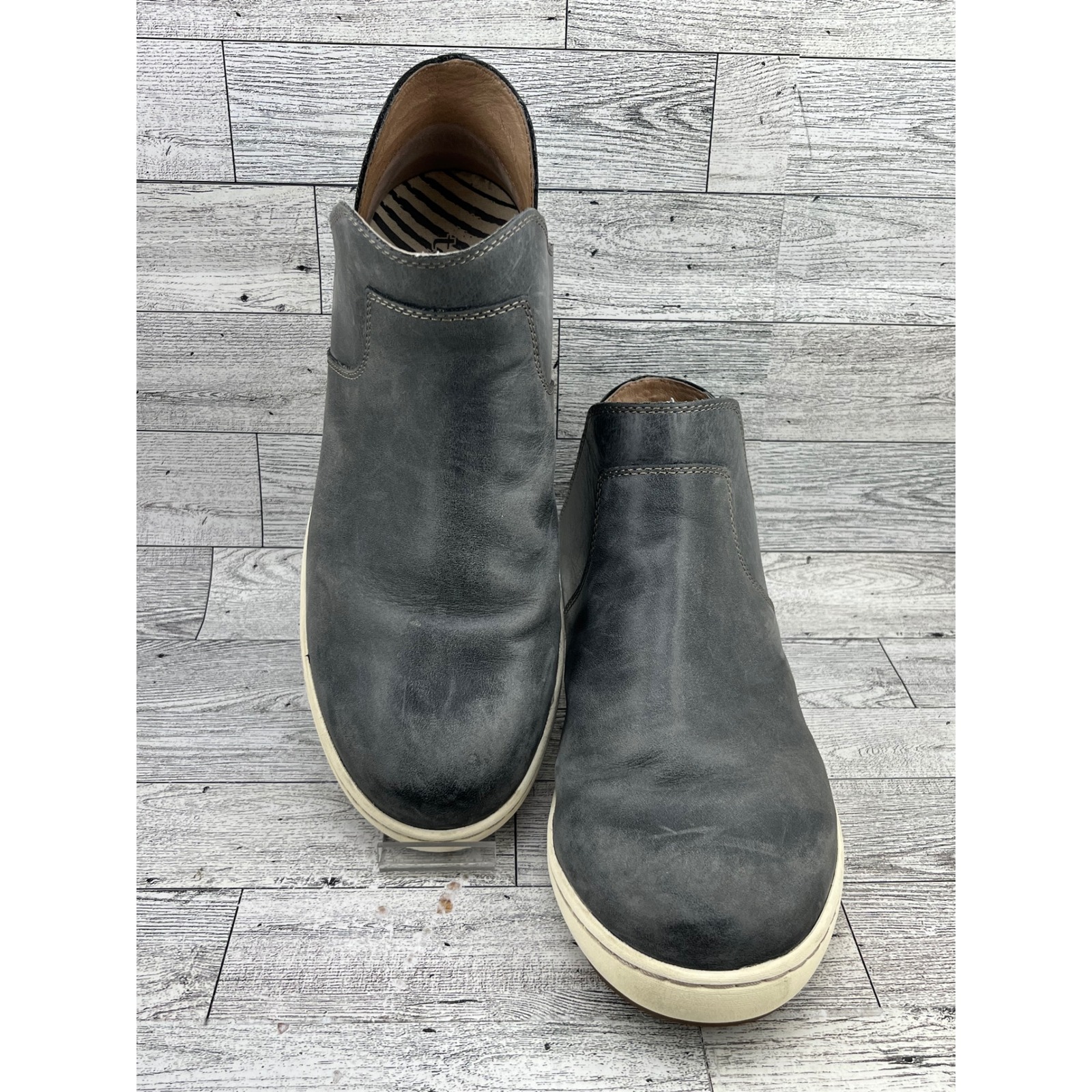 Taos Unity Women Size 9.5 Charcoal Gray Leather Ankle Boots Slip On Booties